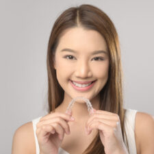 A Clear Choice: Exploring the Benefits of Clear Aligners