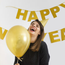 New Year, New Smile: A 2024 Guide to Healthy Teeth and Gums with Lakefront Smiles