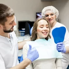 Top 5 Reasons to Visit a Saturday Dentist